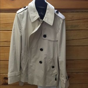 Coach short trench coat NWT F34022